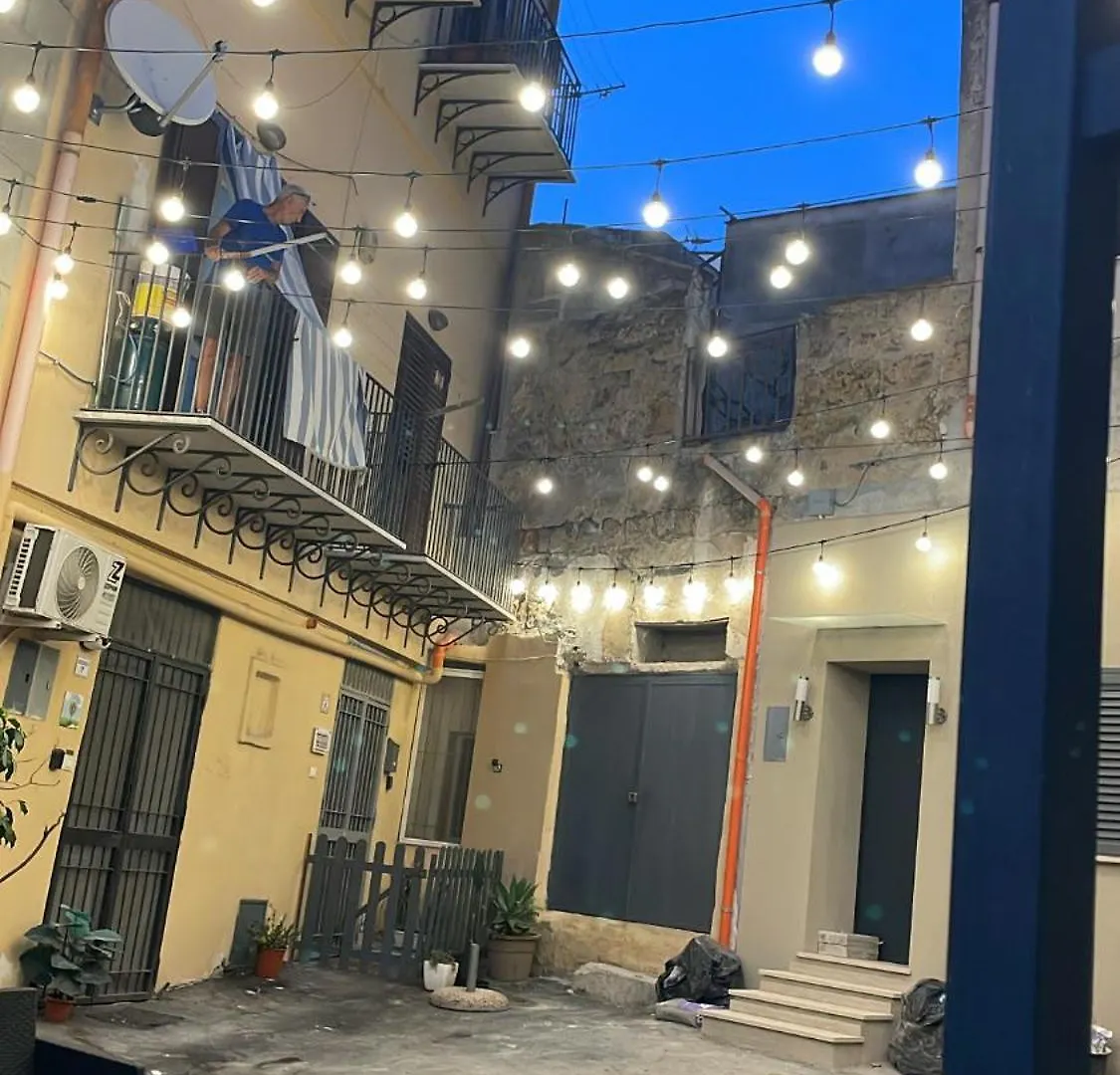 Appartamento La Casetta Del Borgo Palermo
